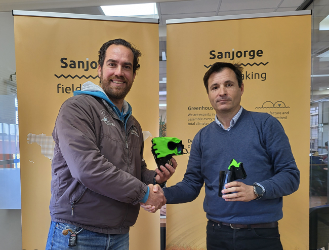 sanjporge-acuerdo-comercial-pick pick- guantes-recolectores-arandanos acuerdo comercial san jorge y pick pick